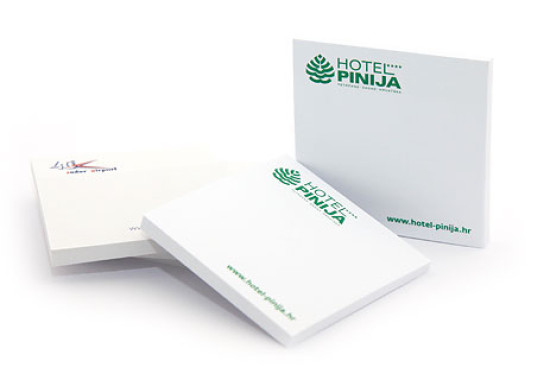 Samoljepljivi personalizirani blokić 72x72 mm
