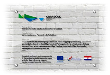 Natpisna pleksi tabla / plaketa A3